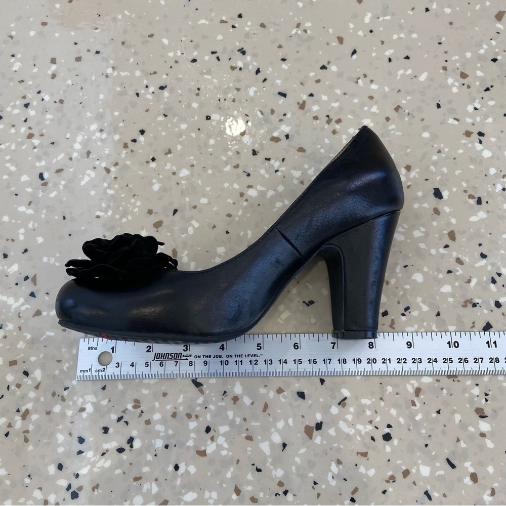 Miz Mooz black heeled shoes pump floral applique genuine leather handcrafted 6.5 - Picture 11 of 16